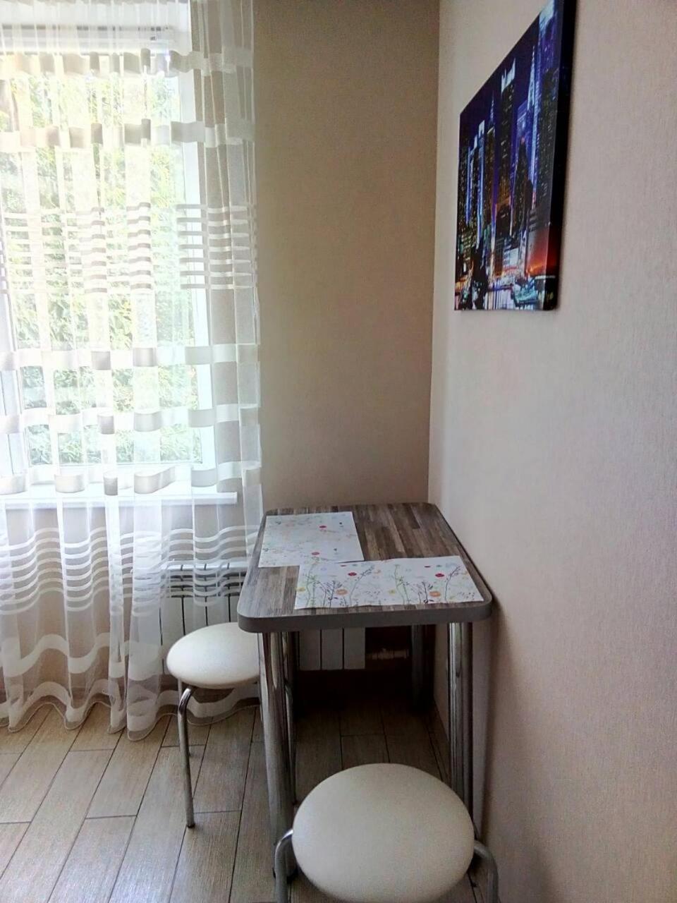 Уютно И По Домашнему Комфортно Студенческая 2К Кв Зубенко 19 카리프 외부 사진
